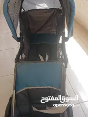  3 عرباية أطفال لطفلين (توأم) من شركة غراكو مستعمل  وقابل للتفاوض بشيء بسيط