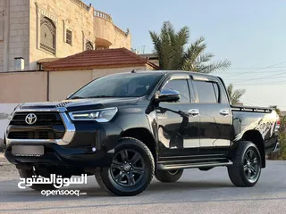  4 تيوتا هايلوكس 2022