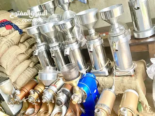  11 ماكنات طحن قهوة بحال الوكالة ، أنواع مختلفه احجام مختلفه ، حجر جديد بحال المصنع -من حجر 8 لحجر 14