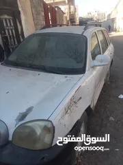  4 هونداي سنتافي 2005