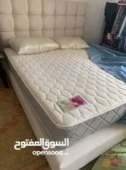  3 تخت مفر ونص مستعمل مع الفرشه بحال الجديد