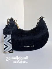  2 حقائب ماركات عالميه