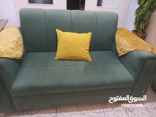  2 طقم كنب كورنر بحالة جيدة للبيع
