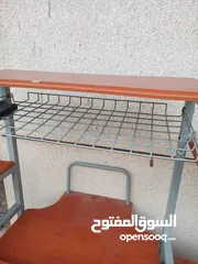  2 مكتب مستعمل بكرسيه