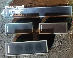  1 جهاز امبلفير ياباني بداخله سماعاته الداخلية الخاصة و 4 مداخل صوت بالاضافة الى 3 سماعات خارجية