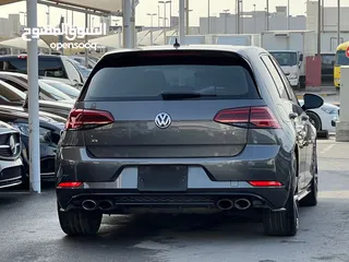  15 GOLF R SPORT TURBO 2.0 2018