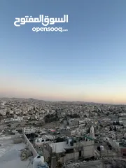  2 بيت كبير 3 طوابق وتسوية على شارعين موقع مميز