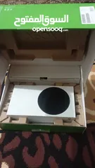  2 xbox series s الجهاز نظيف بحالة الجديد ومعه جميع اغراضه ،، تم استخدامه فترة قليلة وربي يباركلك فيه