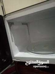  3 مايكرويف 31 لتر قوة كهربائية 230 فولط . 50 هيرز .. بحال الوكالة .