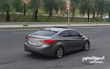  3 هونداي افانتي MD تاب أعلى صنف موديل 2011 بنزين أصلي فحص كامل كرت ابيض 7 جيد بدون ملاحظات ماتور 60%