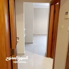  9 للبيع شقه إستثماريه مجدده 105 م غرفتين نوم دير غبار عمان