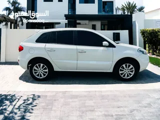  5 AED 570 PM  RENAULT KOLEOS 2016 2.5L I4 4WD  FSH  GCC  MINT CONDITION