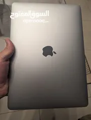  8 MacBook pro 2017 core i5 13inch