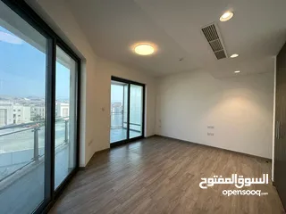  4 1 BR Luxury Flat with Large Balcony in Boulevard Tower