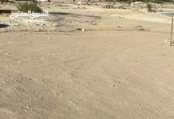  1 قطعة ارض 628 متر،مدخل اريحا،الشارع الرئيسي،شارع القدس