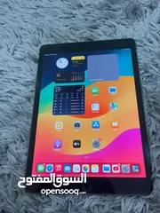  2 Ipad 8th 32gb