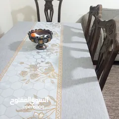  1 طاولة سفرة مستعملة