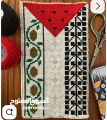  6 تطريز يدوي اثواب وبراويز وساعات وتوزيعات وكتابة بالتطريز على البلايز وصواني مطرزة ومرايات مطرزة