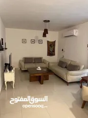  3 شقه مع حديقه للبيع في الطيره قريبه على المدرسه الانجيليه