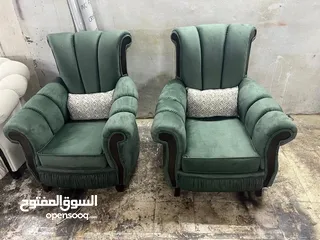  6 بدّك كنب يغيّر شكل بيتك؟ إحنا وجهتك!  كنب مودرن، خامات فخمة، ألوان بتلبق لكل زاوية! والأحلى؟ عندك