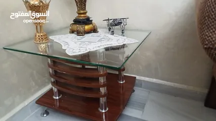  11 طقم كنب 9 مقاعد مستعمل بحالة جيدة + طقم طاولات سوكريت