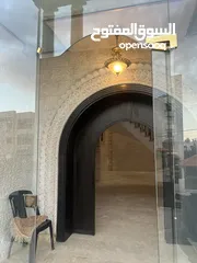  12 قصر فيلا فخمة جدا للبيع في الجبيهه