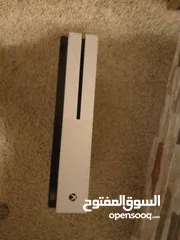  1 Xbox one s((اقرأ الوصف))