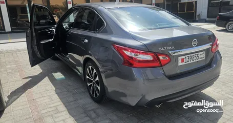  5 Nissan Altima 2017