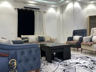  3 شقه فرش فندقي للايجار اليومي في الشيخ زايد