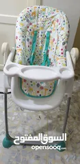  1 كرسي طعام اطفال شبه جديد  ماركة مذركير  قوي وفخم ومريح لطفلك