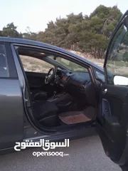  11 كيا سيراتو 2016