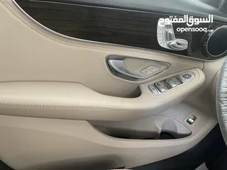  4 مرسيديس بنز C300