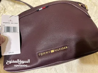  18 تومي هيلفيجير كوتش شنطه نسائيه شنته ومحفظة نسائي ماركات ، براندات ، جديد ، tommy hilfiger coach