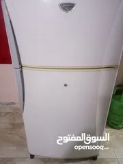  1 ثلاجة نظيفة للبيع
