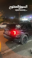  8 Ford explorer st