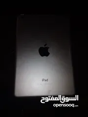  4 ايباد ايوفون  بحاله جيدا شبه وكاله