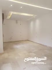  17 شقة أرضية جديدة ماشاء الله للبيع حجم كبيرة في المدينة طرابلس منطقة سوق الجمعة الحشان