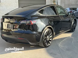  4 تملك تسلا مودل y 2022 بريفورمنس  B+ اوتو سكور  اقل سعر