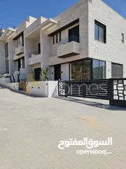  2 فيلا للبيع في دابوق بمساحة ارض 600م