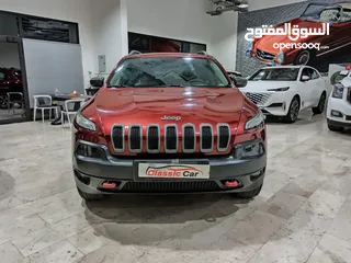  1 Jeep Cherokee Trailhawk