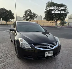  6 Nissan altima GCC specs model 2011 very clean car