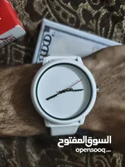  3 ساعة لاكوست اصلية بحالة الوكالة