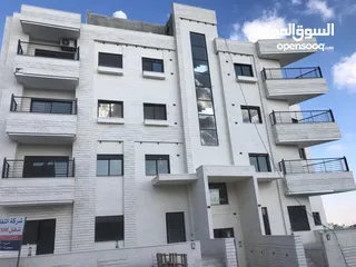  4 شقة للبيع في حي عدن طابق ارضي 150متر