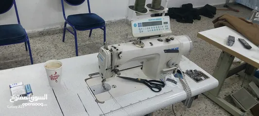  1 مخيطه كاملة  للبيع  بمحتوياتها كاملة او حسب الطلب
