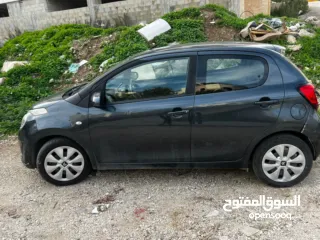  1 ستروين C1 2017 بنزين 1200 جير عادي للبيع