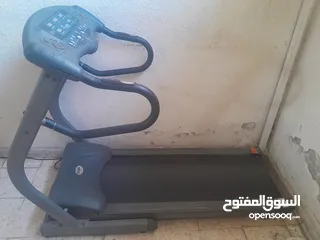  1 جهاز ركض بحاله جيده