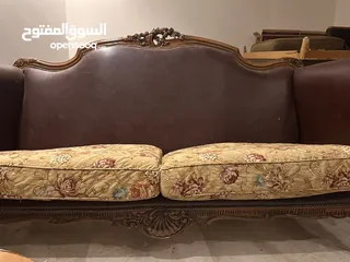  10 طقم اثاث غرفة صالون اشلي بحالة جيدة للبيع