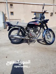  2 دراجه سوزوكي للبيع