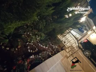  13 طريق المطار قريه النخيل شقه ارضيه دوبلكس ( ارضي + اول ) مع حديقه وكراج للبيع
