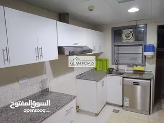  10 Comfy and furnished 3 BR apartment for sale in Qurum 29 Ref: 715H